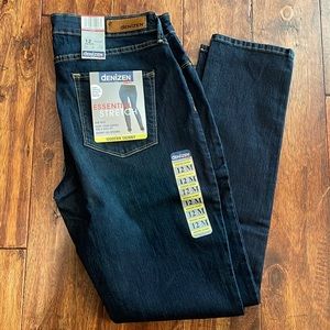 NWT Denizen from Levi’s Women’s Modern Skinny Size 12 Medium